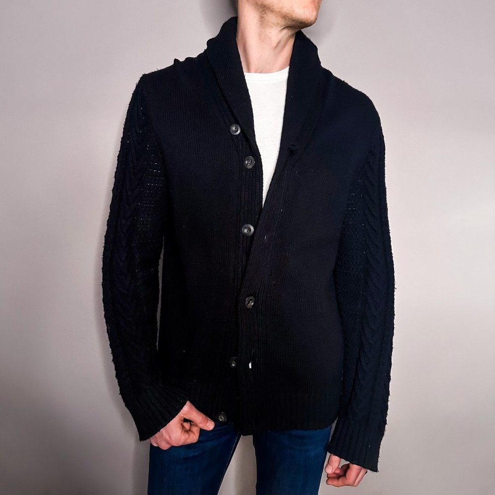 GAP Men's thick cardigan